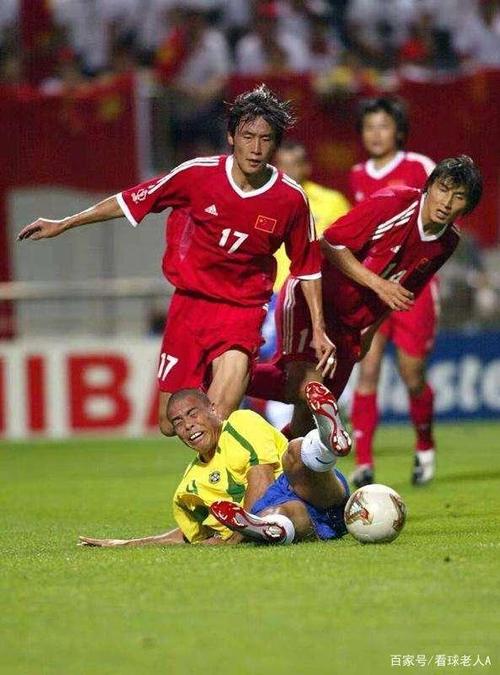 2002年世界杯中国队照片